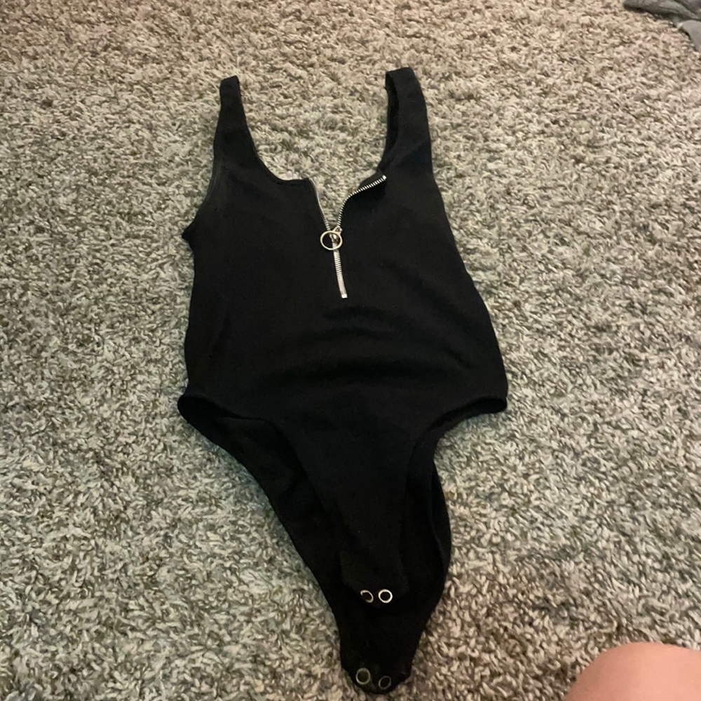 Black zipper closure bodysuit
